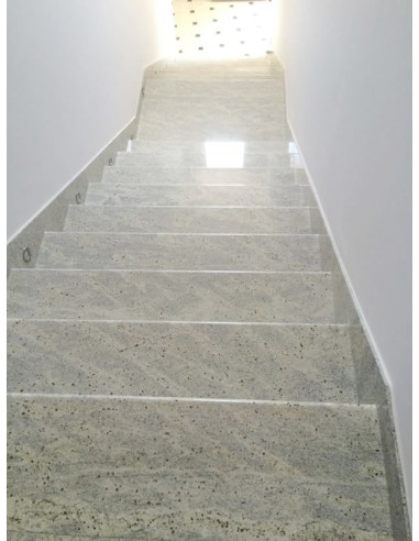 Kashmir White granit